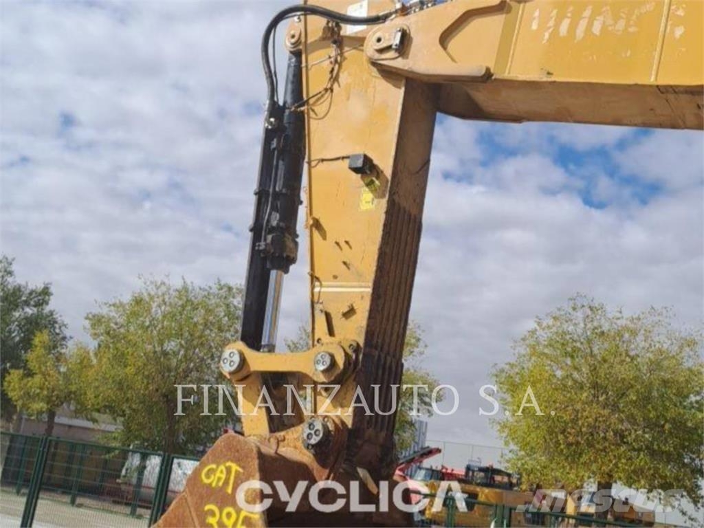 CAT 395L Bagri goseničarji