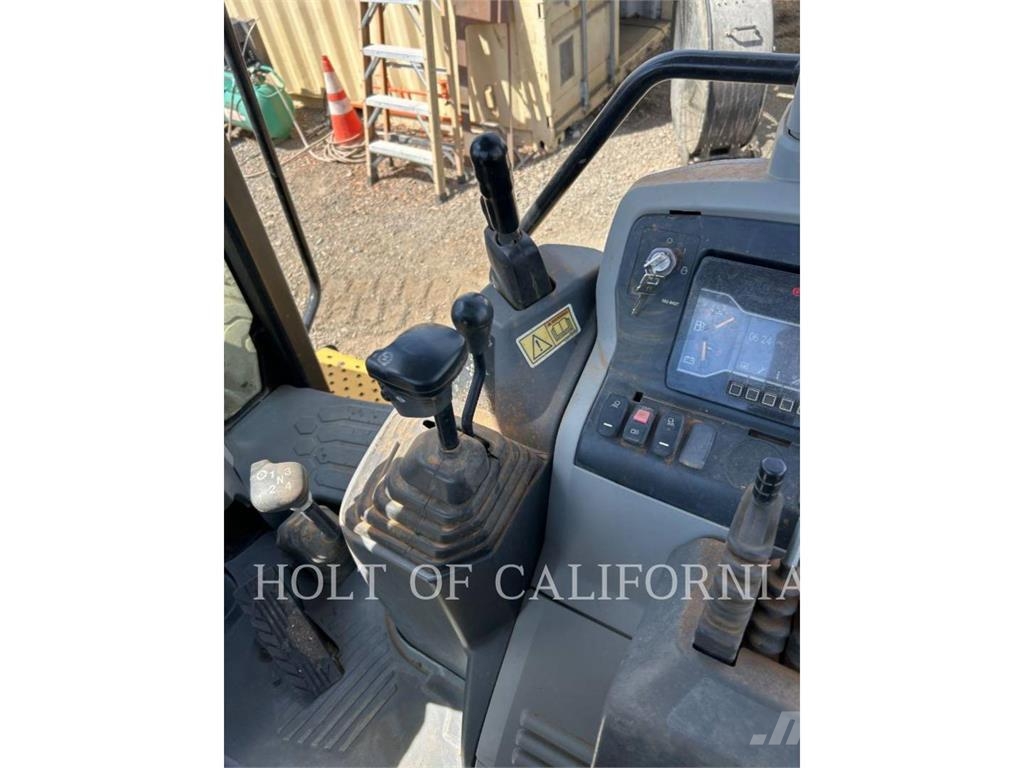 CAT 415-07IL Kolesni nakladalci
