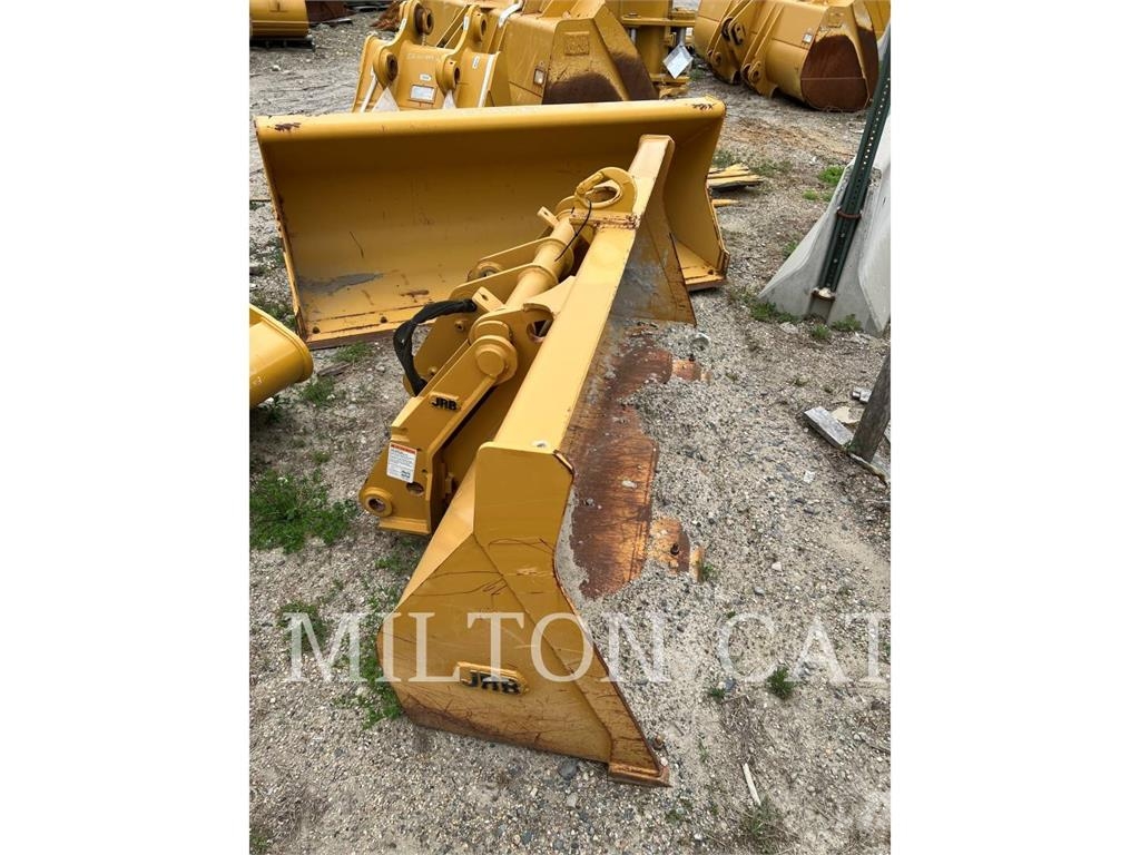 CAT 415F JRB BUCKET AND COUPLER COMBO Kanalak