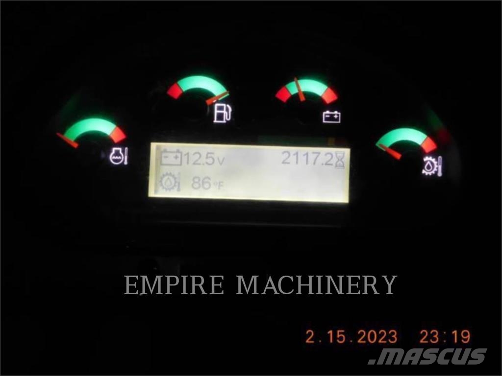CAT 415F2 IL لوادر بعجل