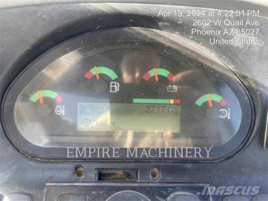 CAT 415F2 IL لوادر بعجل