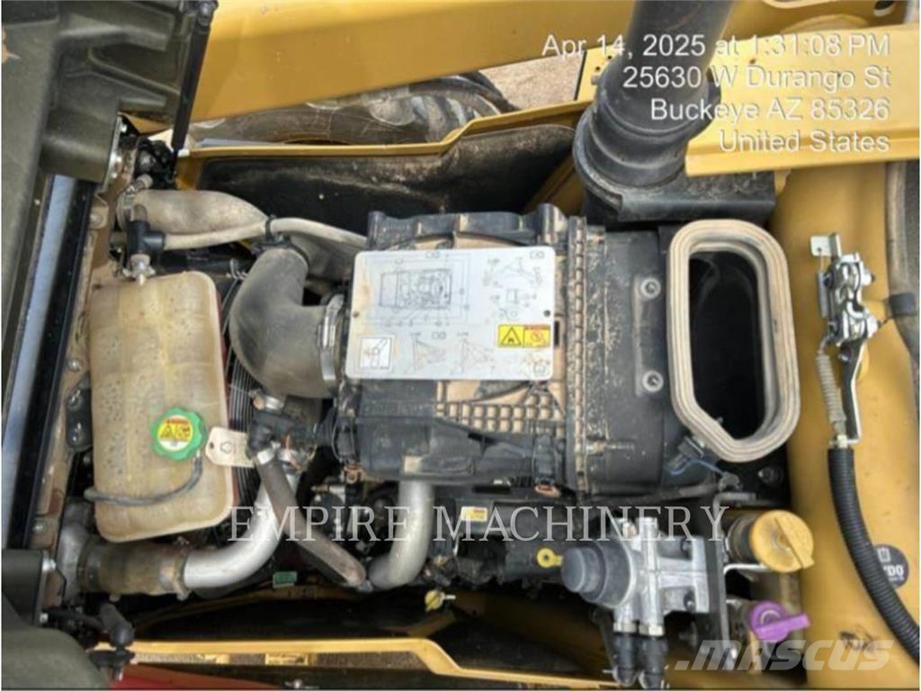 CAT 415F2 IL لوادر بعجل