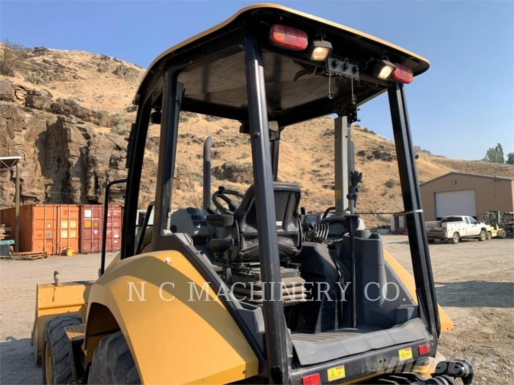 CAT 415F2 IL 백호로더