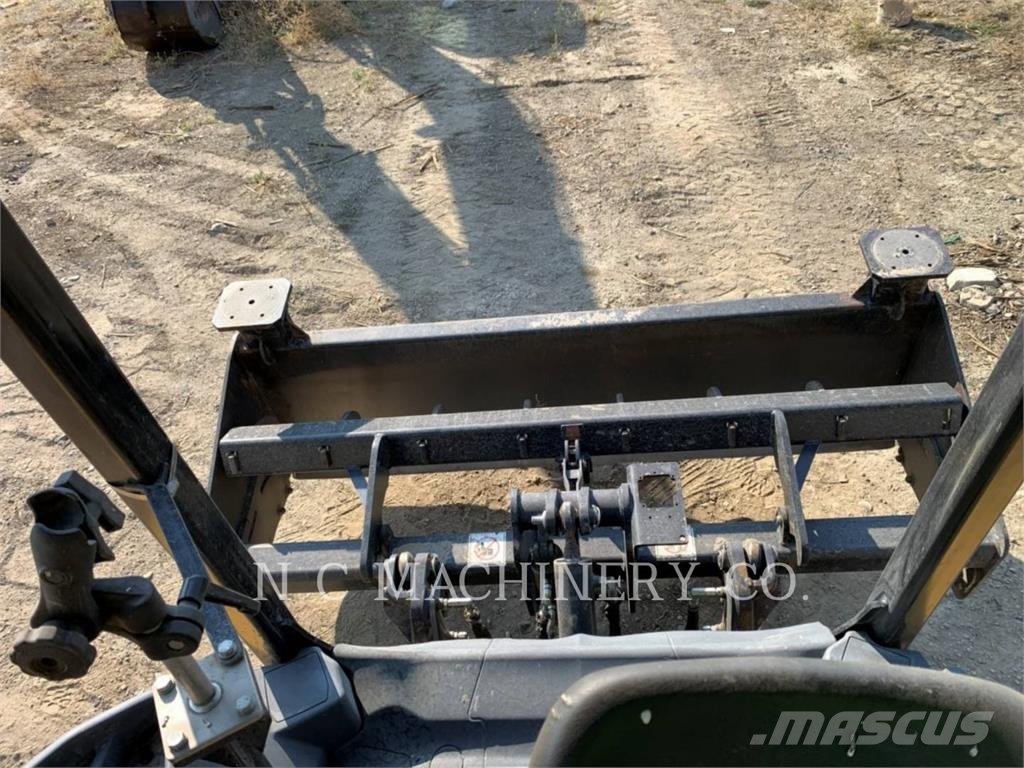 CAT 415F2 IL 백호로더