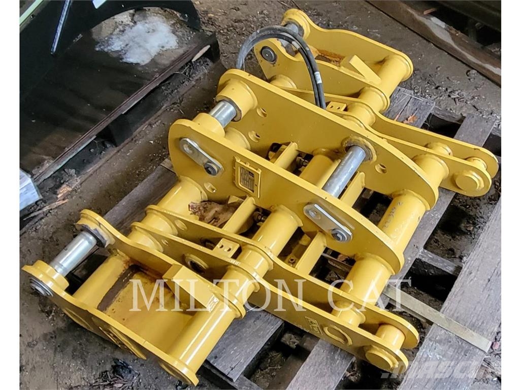 CAT 416F-430F IT QUICK COUPLER Attache rapide pour godet