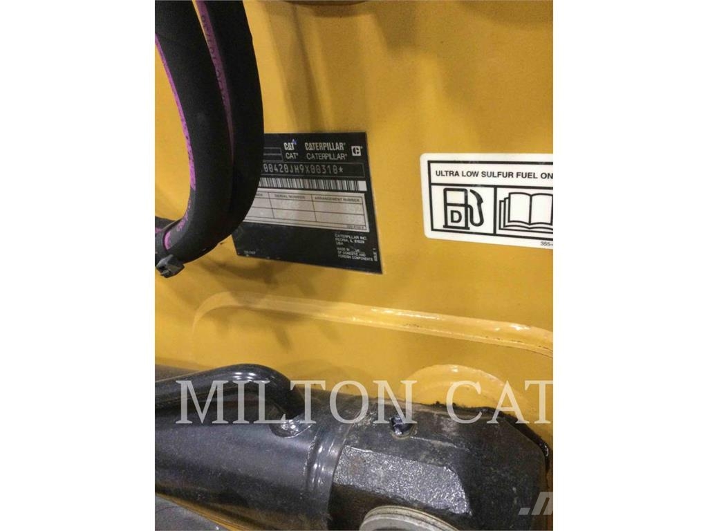 CAT 420 Ekskavaatorlaadurid
