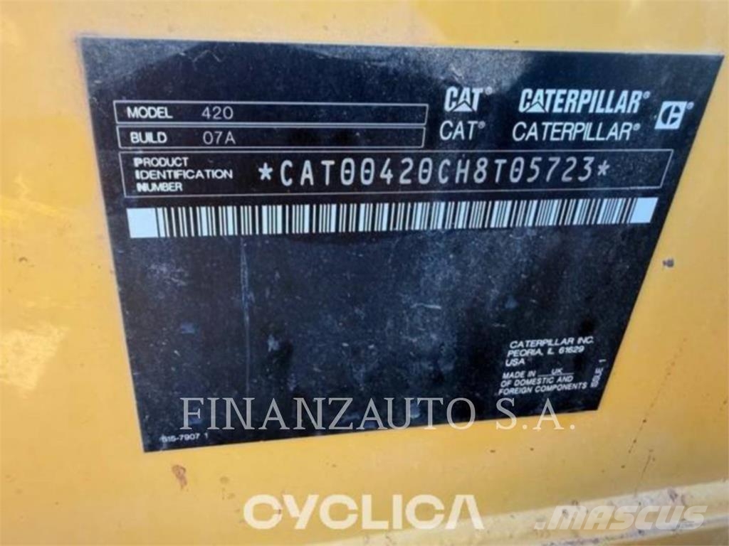 CAT 420 لوادر ذات جرافات عكسية