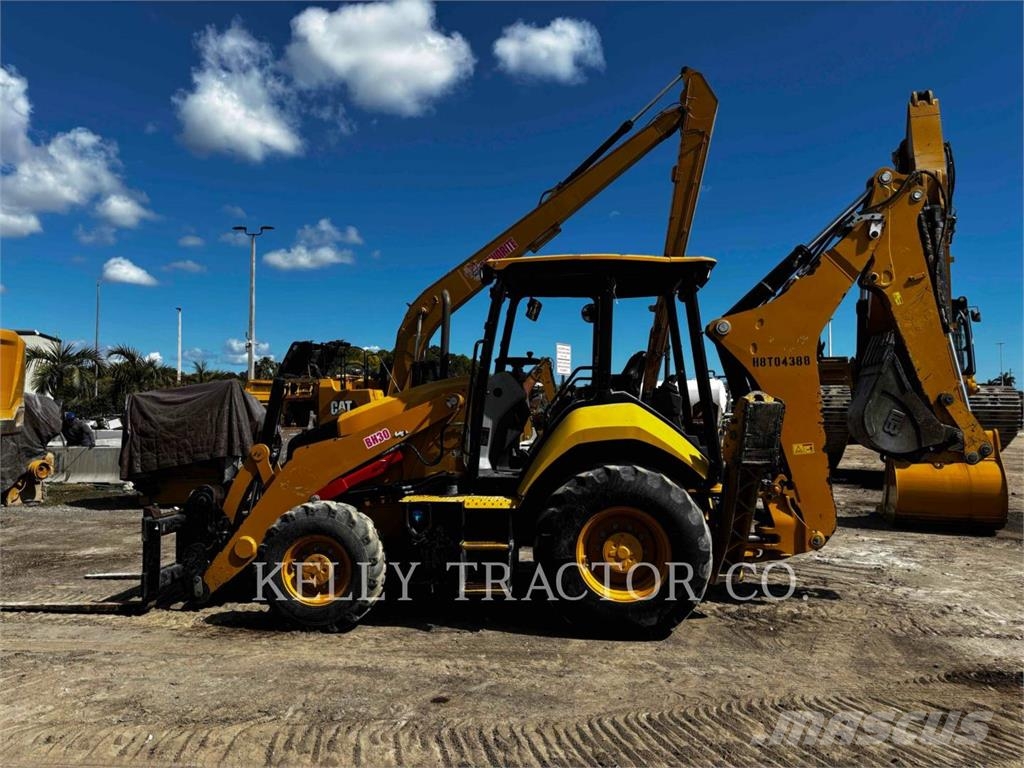 CAT 420-07 لوادر ذات جرافات عكسية