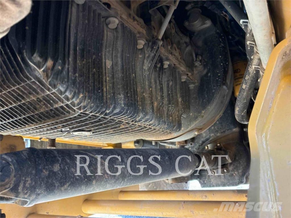 CAT 420-07 Tractopelle