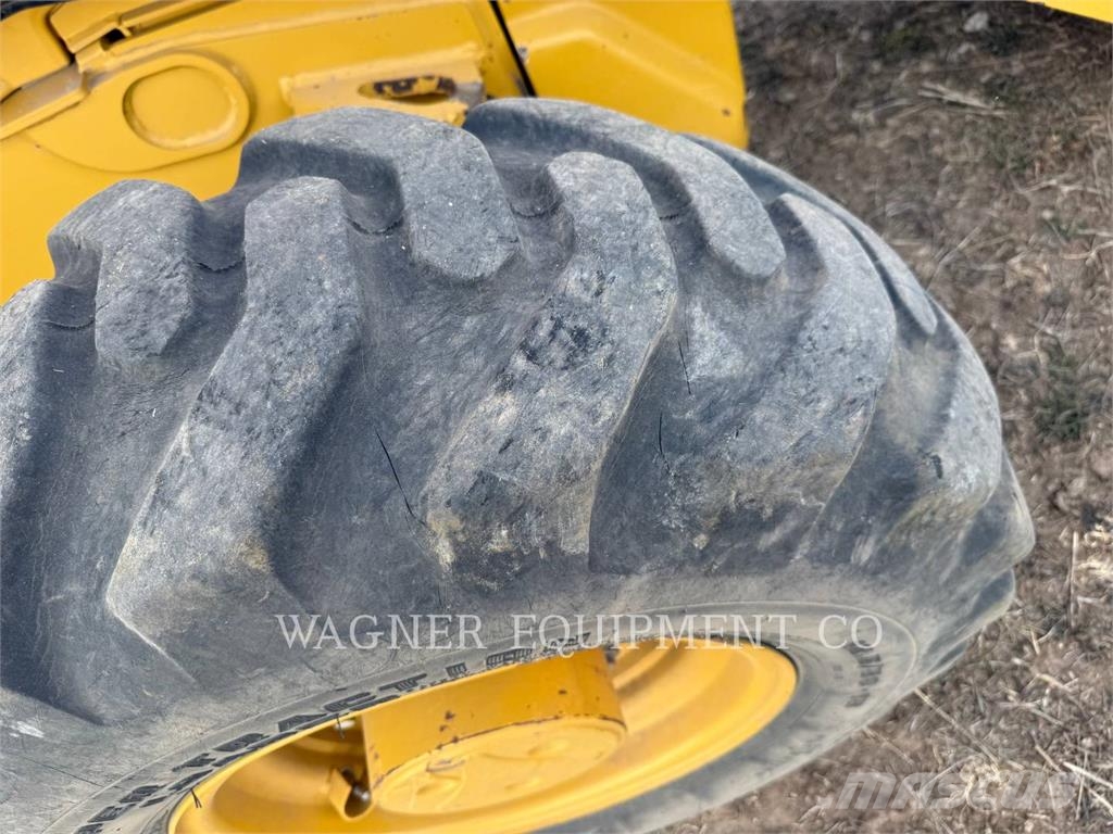 CAT 420 4WDE Grävlastare