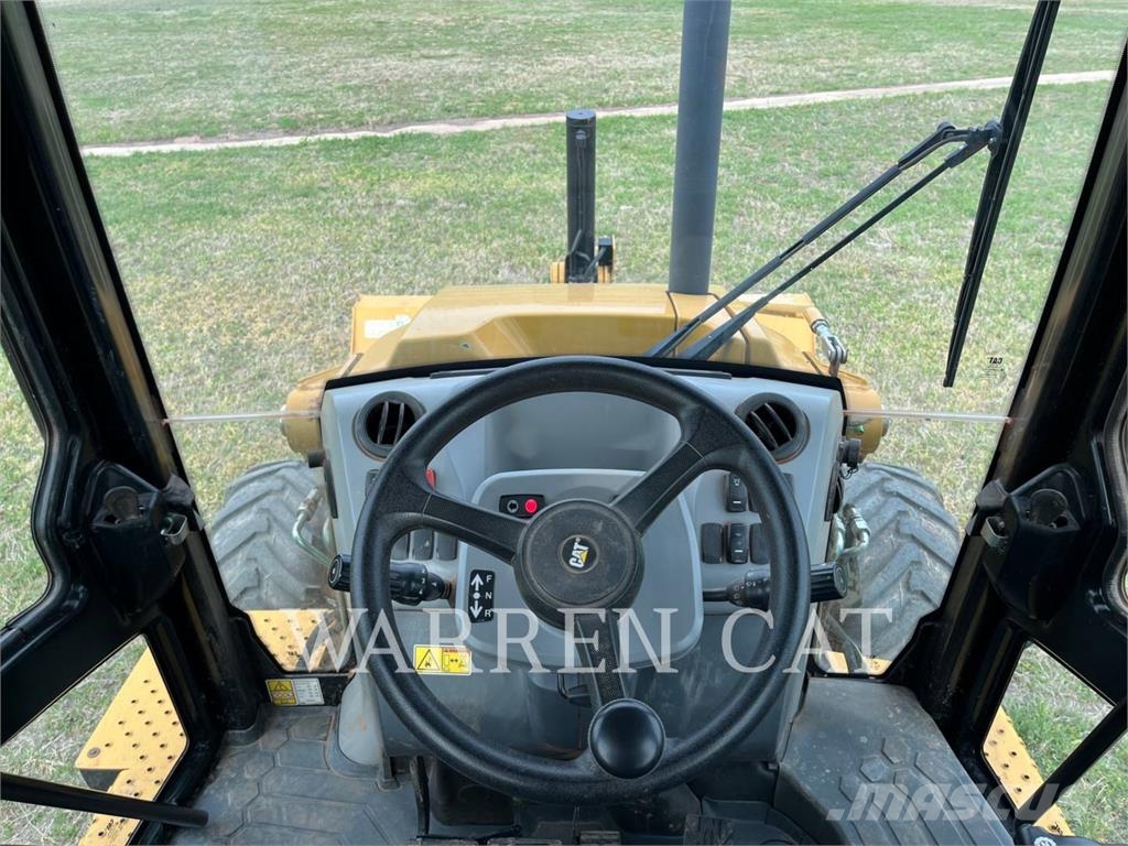 CAT 420 AE4 لوادر ذات جرافات عكسية