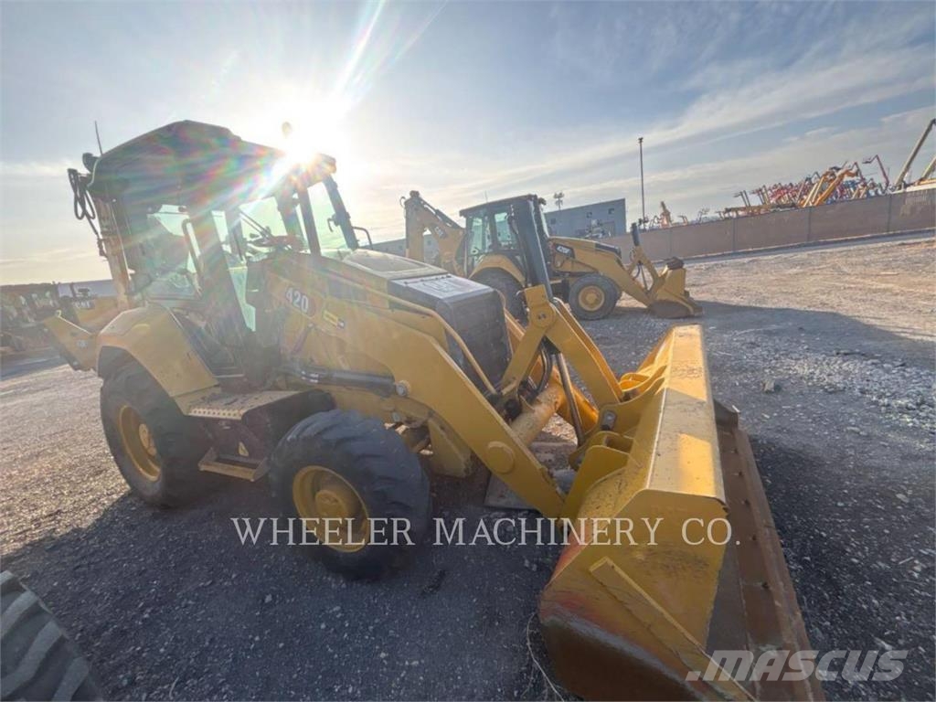 CAT 420 CF Rovokopači