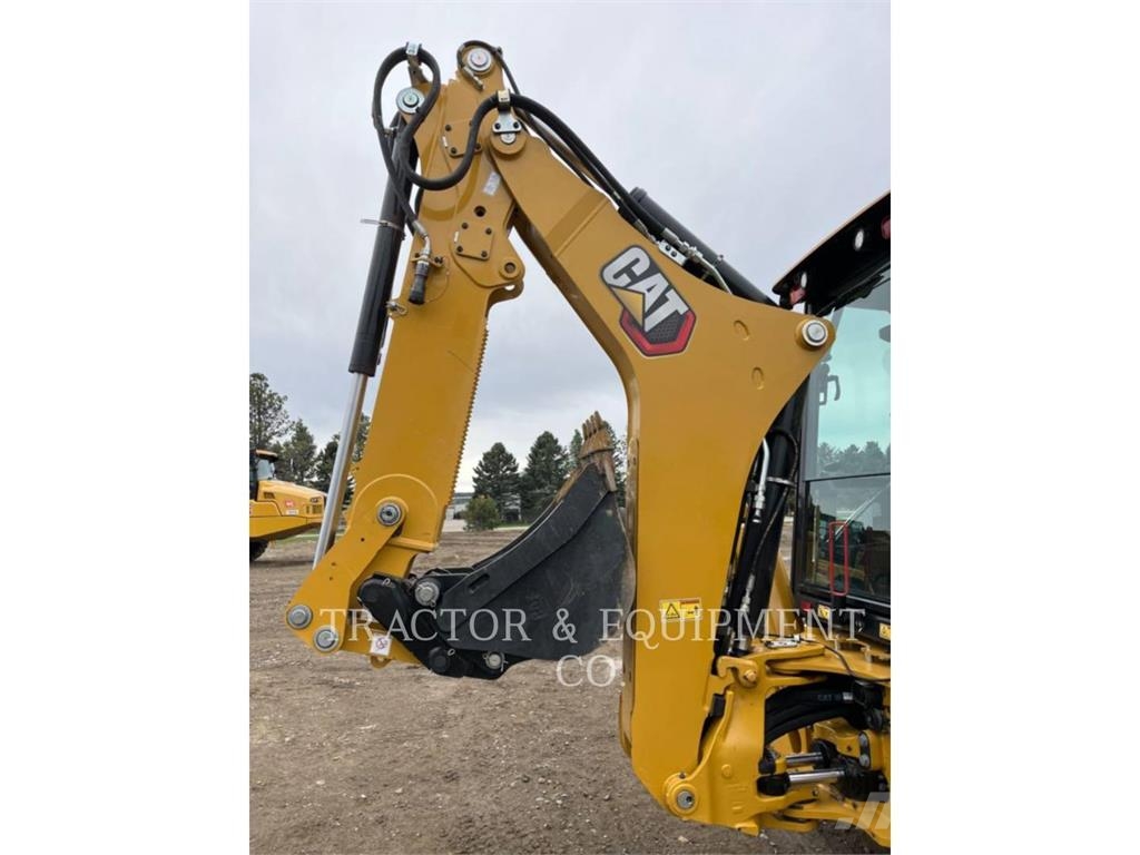CAT 420 XE لوادر ذات جرافات عكسية