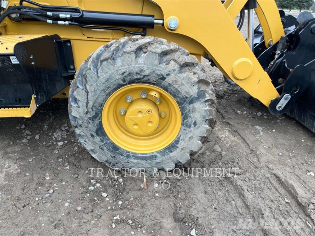 CAT 420 XE لوادر ذات جرافات عكسية