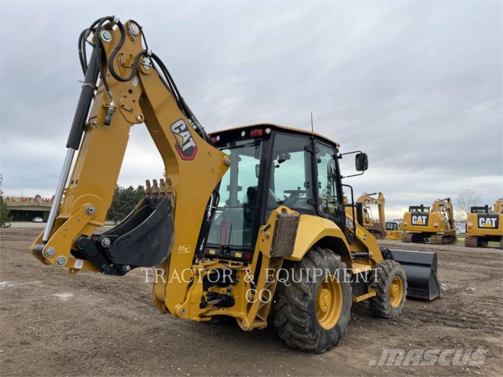 CAT 420 XE لوادر ذات جرافات عكسية