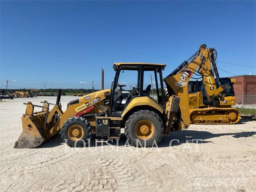 CAT 420 XE Backhoe