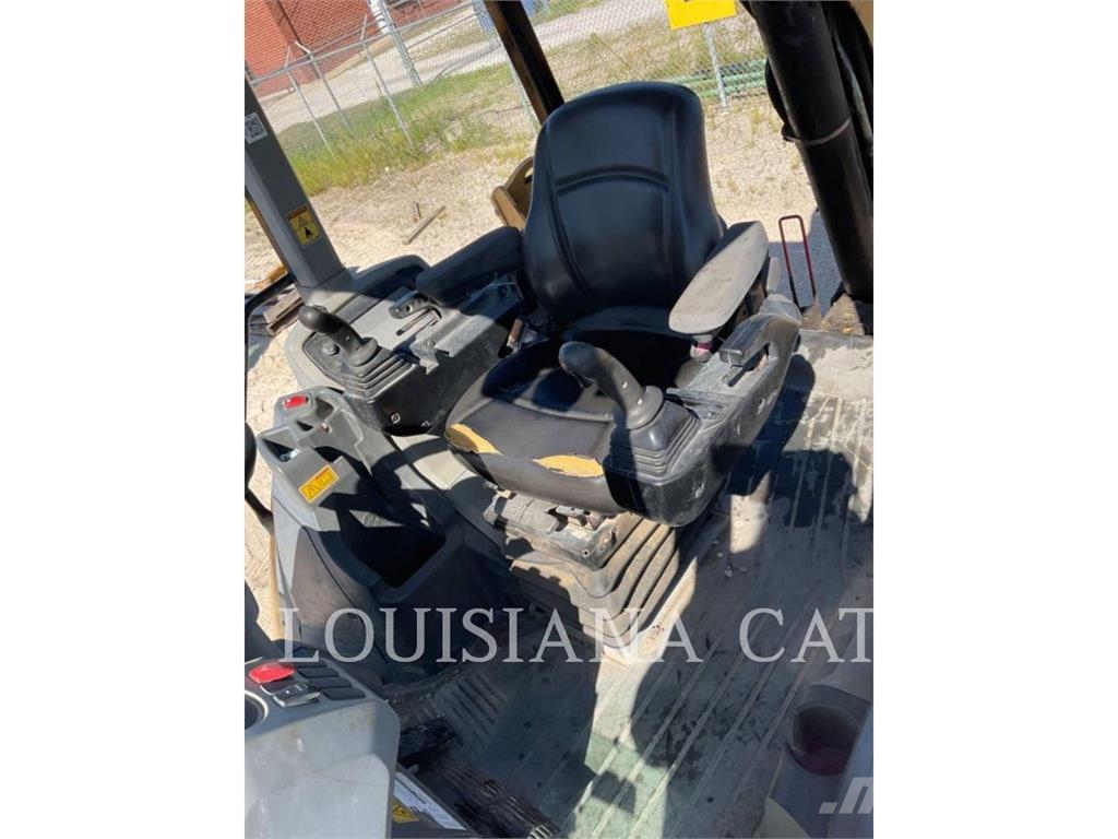 CAT 420 XE Backhoe