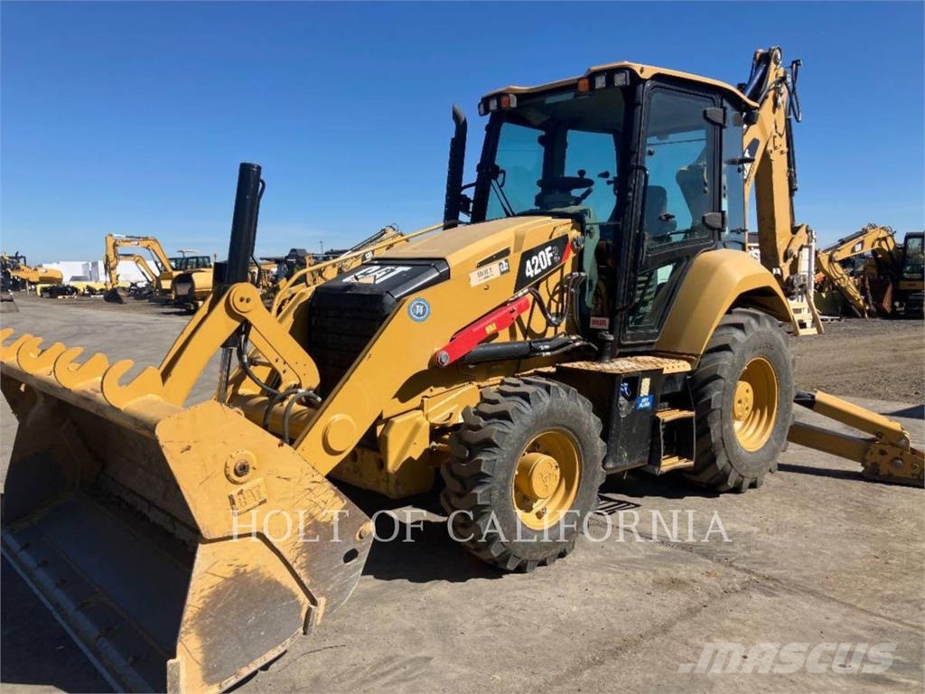 CAT 420F2 Rovokopači