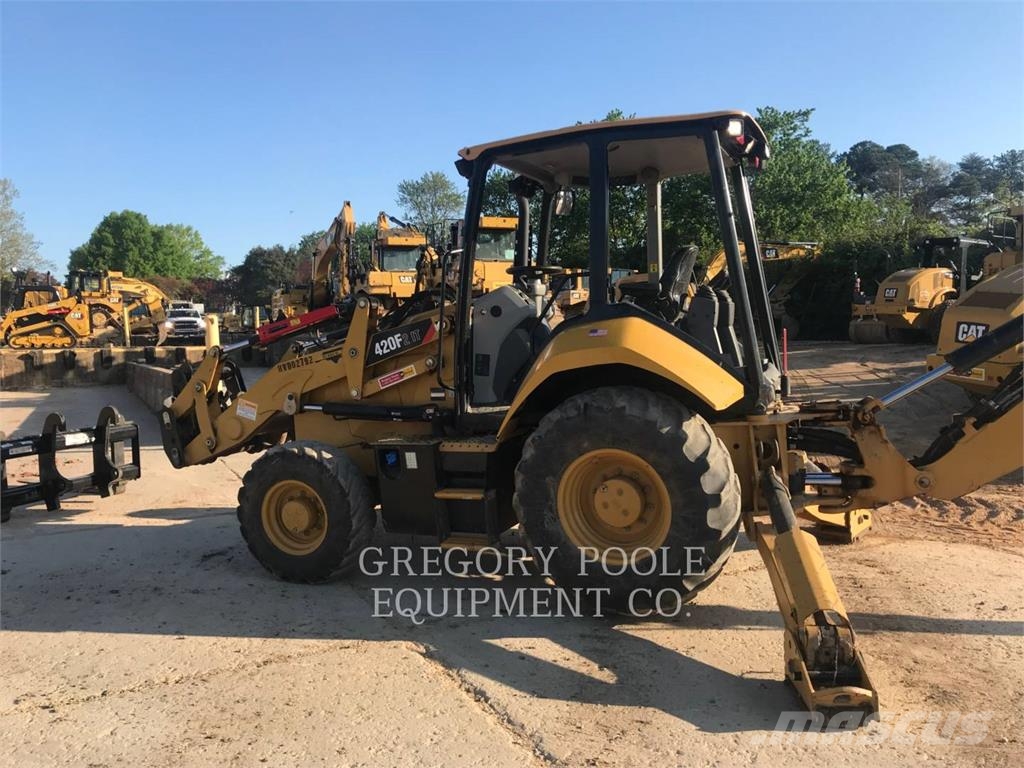 CAT 420F2 Tractopelle
