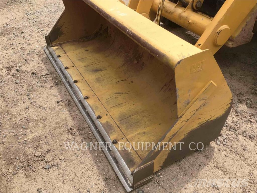 CAT 420F2 Backhoe