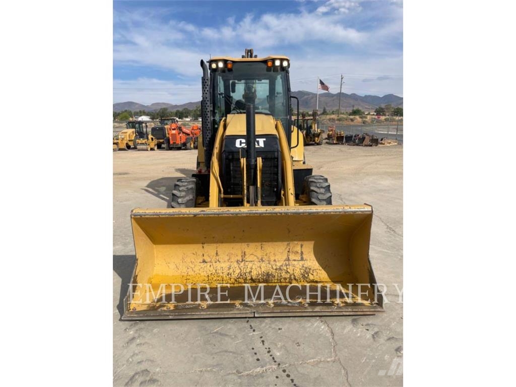 CAT 420F2G4EC لوادر ذات جرافات عكسية