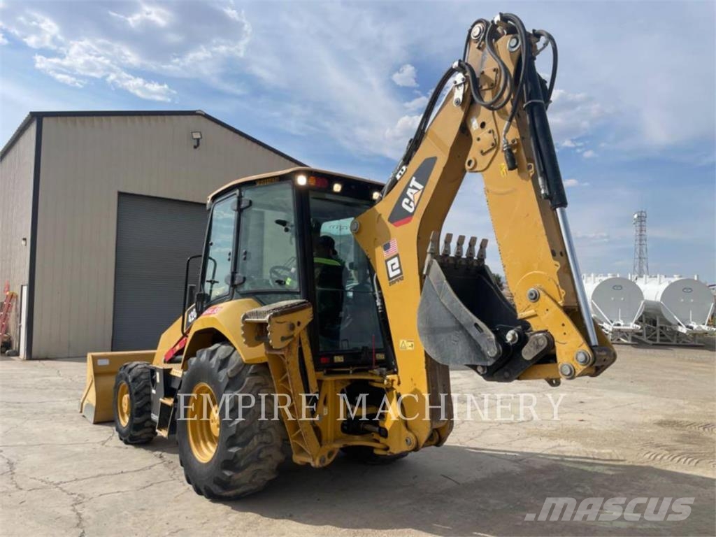 CAT 420F2G4EC لوادر ذات جرافات عكسية