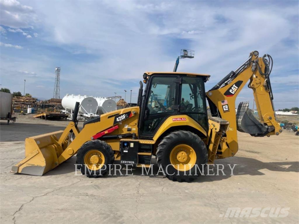 CAT 420F2G4EC لوادر ذات جرافات عكسية