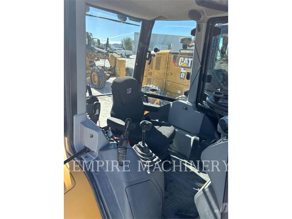CAT 420F2G4ECP Baggerlader