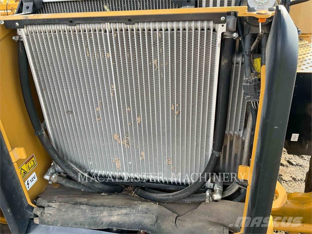 CAT 420F2IT APR Tractopelle