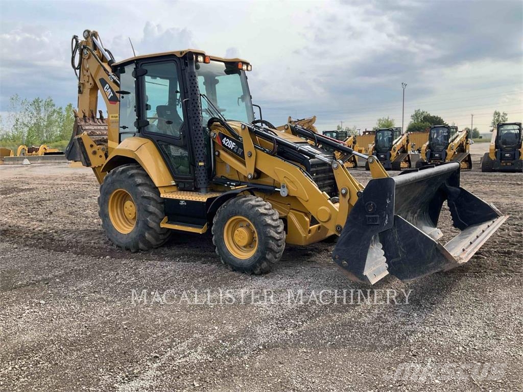 CAT 420F2IT APR Tractopelle