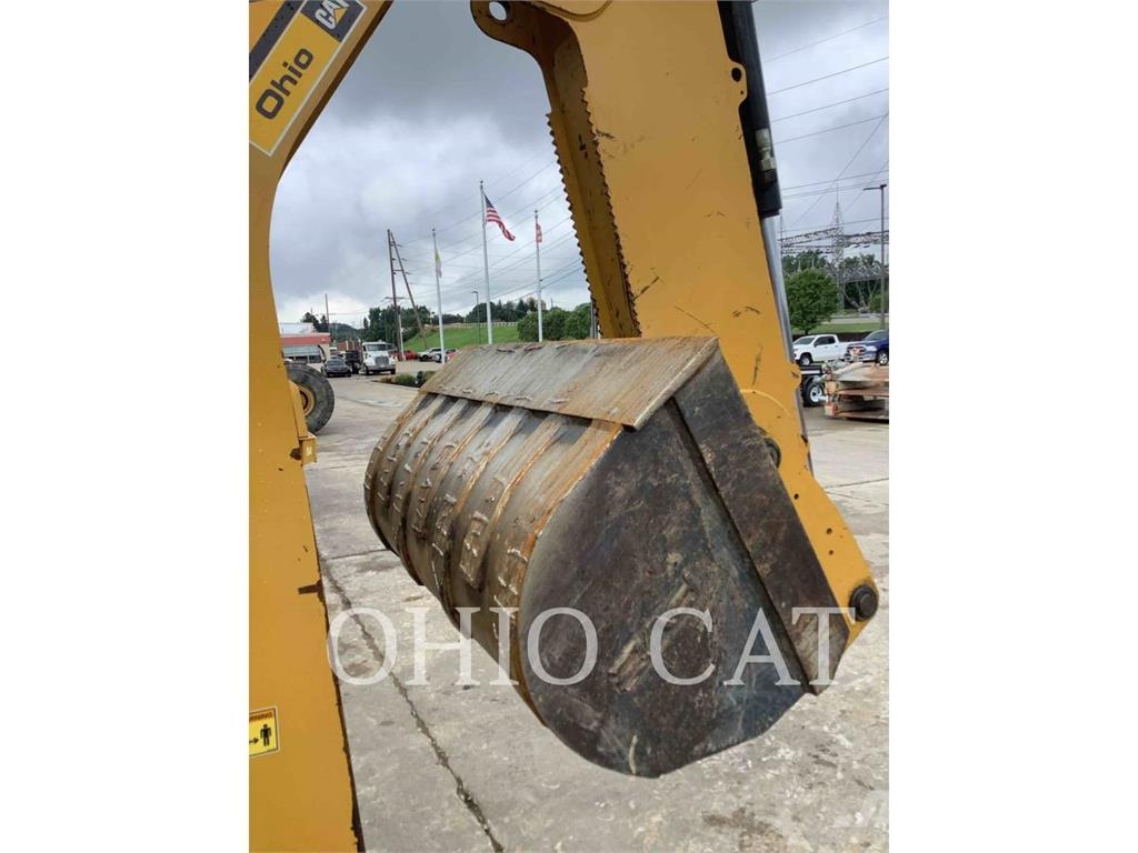 CAT 420F2ST لوادر ذات جرافات عكسية