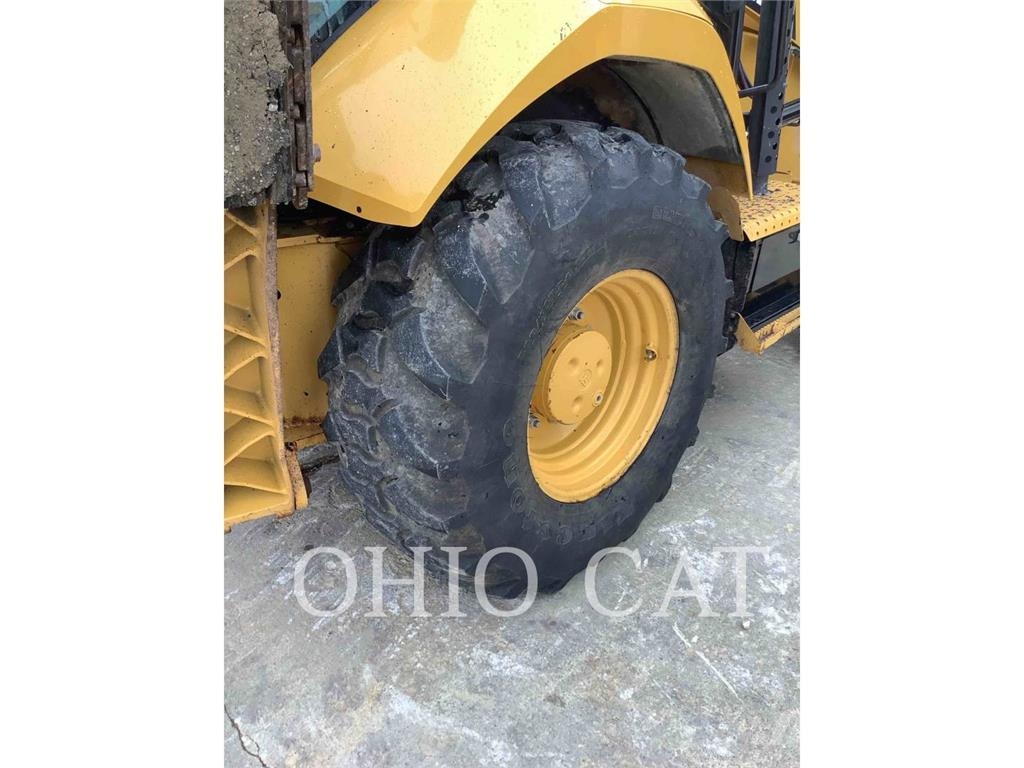 CAT 420F2ST لوادر ذات جرافات عكسية