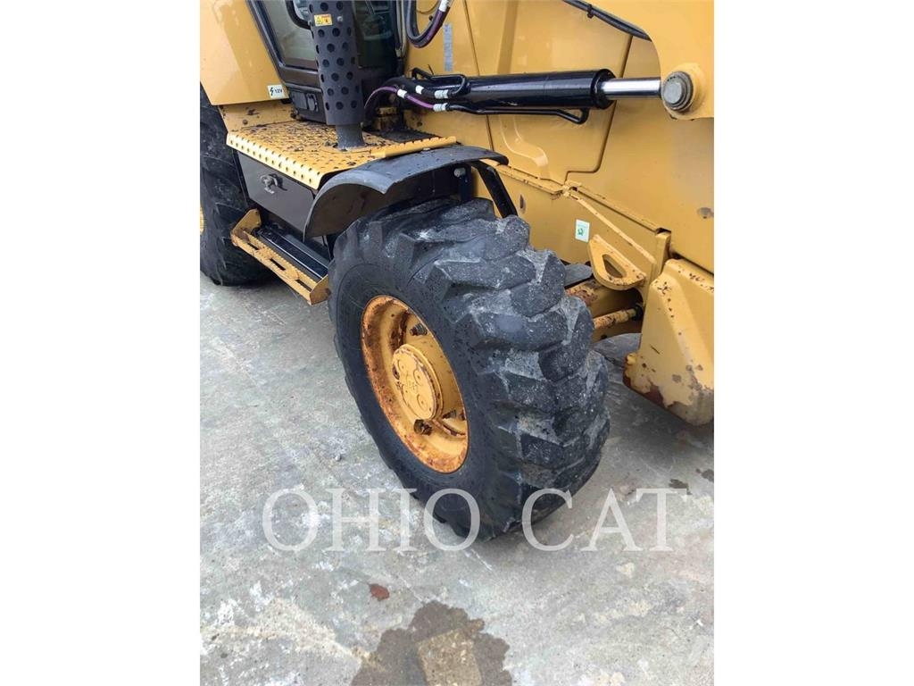 CAT 420F2ST لوادر ذات جرافات عكسية
