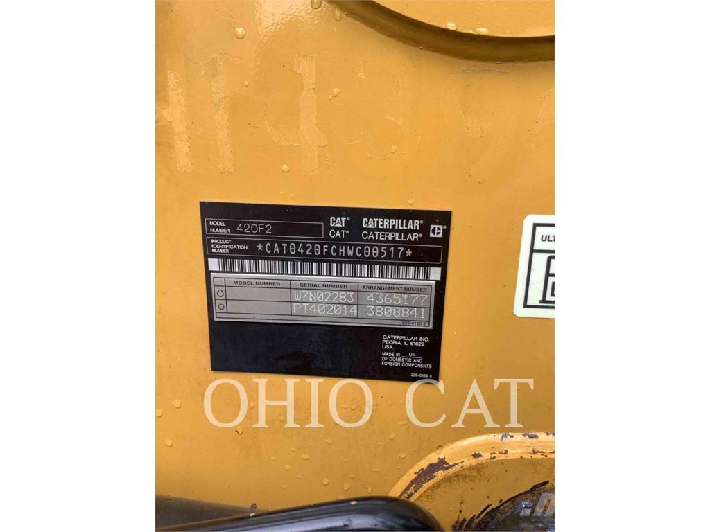 CAT 420F2ST لوادر ذات جرافات عكسية