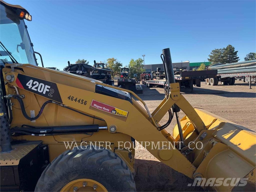 CAT 420F2ST Terne
