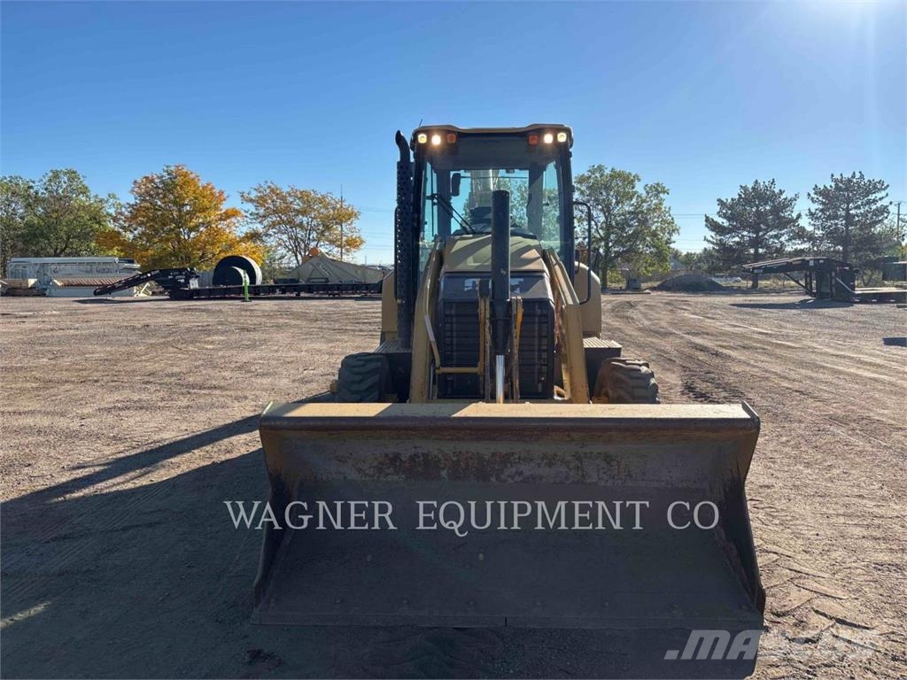 CAT 420F2ST Terne