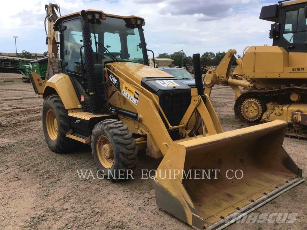 CAT 420F2ST Tractopelle