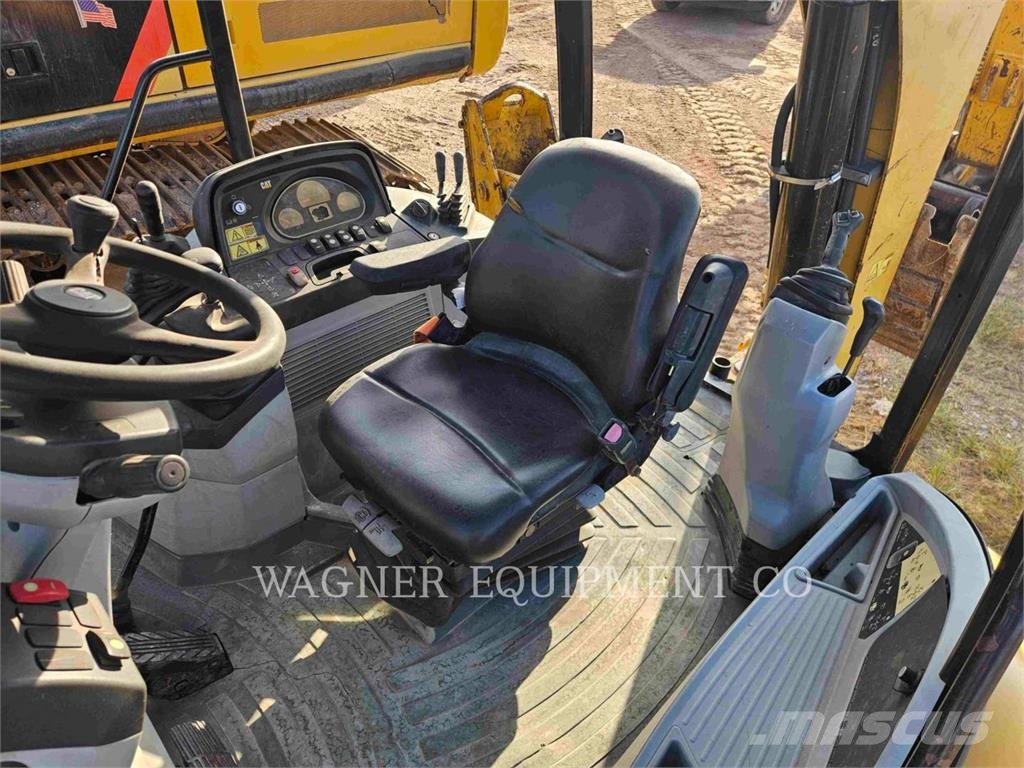 CAT 420FST Rovokopači