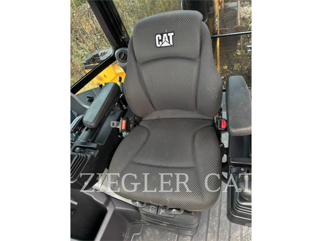 CAT 420XE Baggerlader