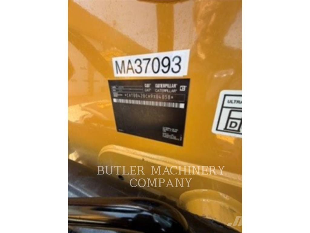 CAT 420XE AUTO لوادر ذات جرافات عكسية