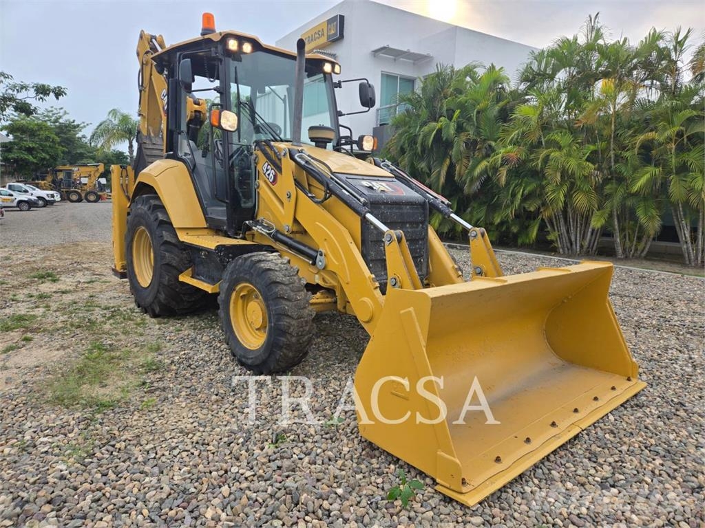 CAT 426 Tractopelle