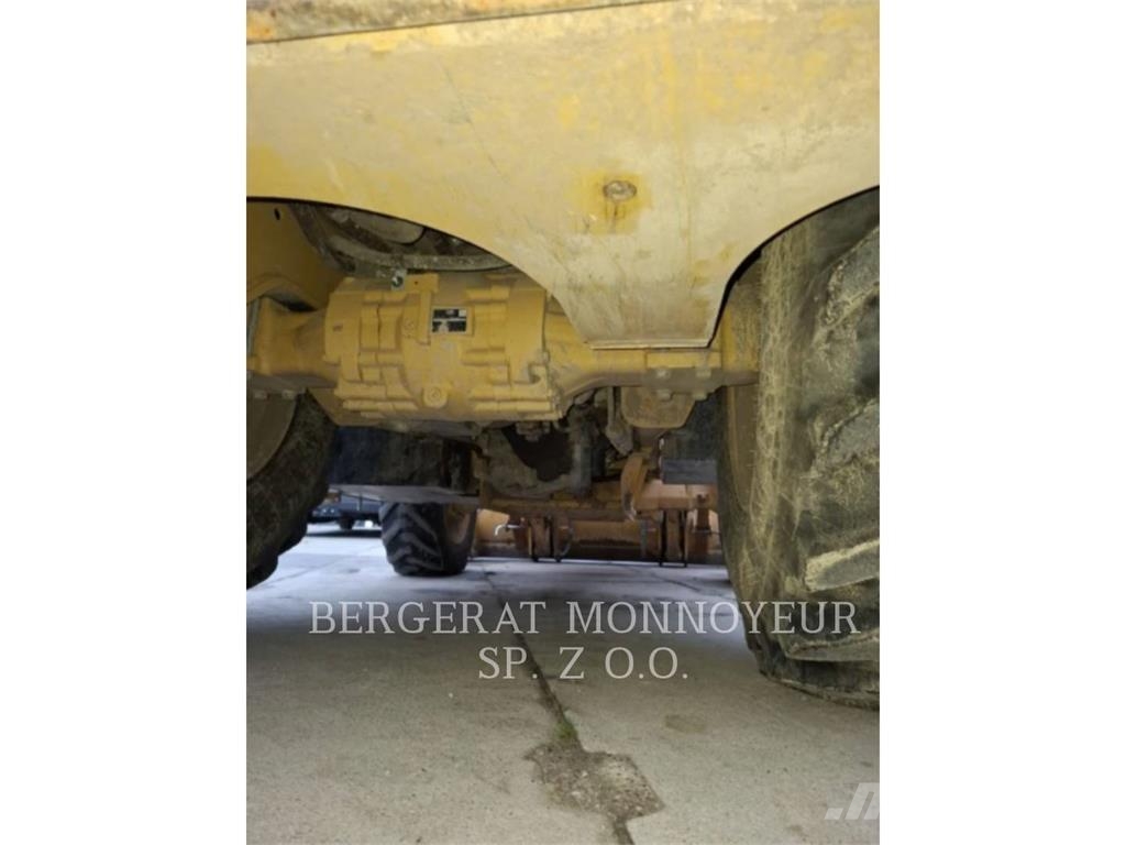 CAT 428-07 Екскаватори-навантажувачі