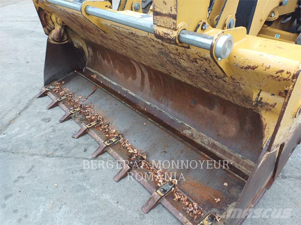 CAT 428-07 لوادر ذات جرافات عكسية