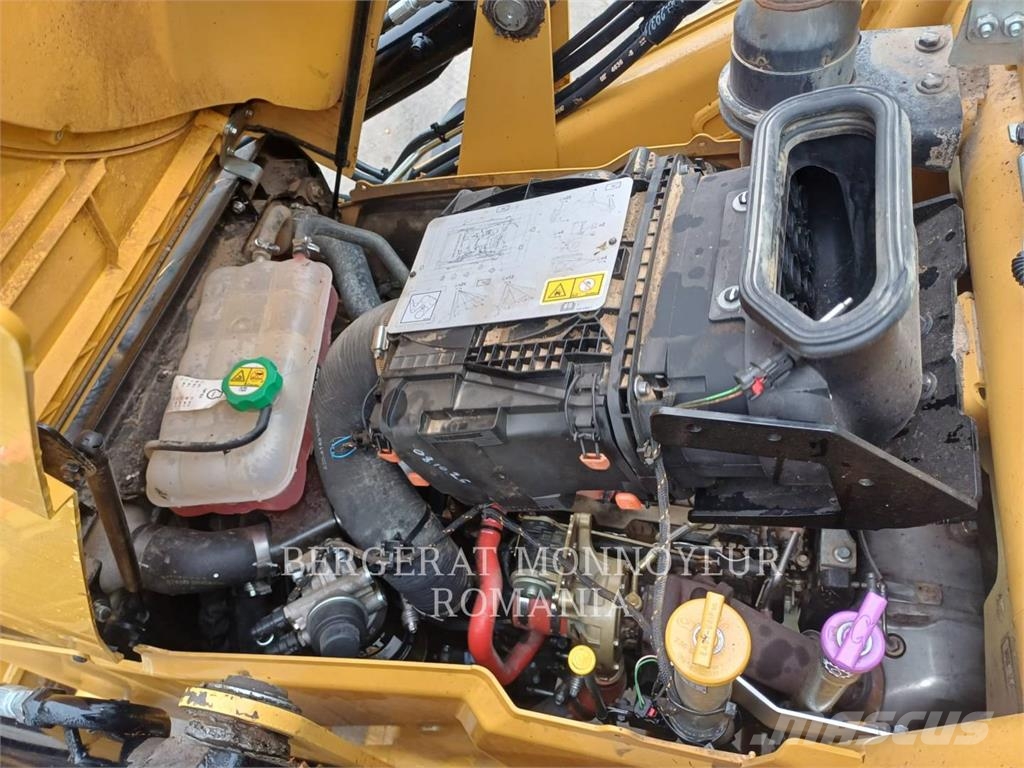 CAT 428-07 لوادر ذات جرافات عكسية