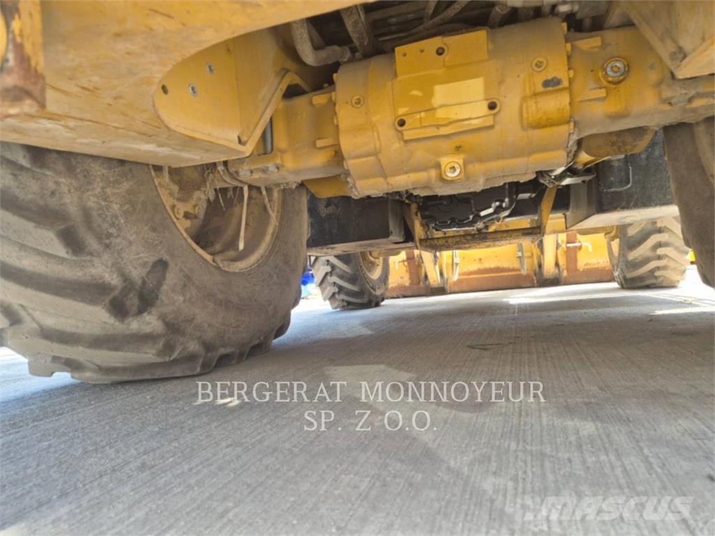 CAT 428F2 Graaf-laadcombinaties