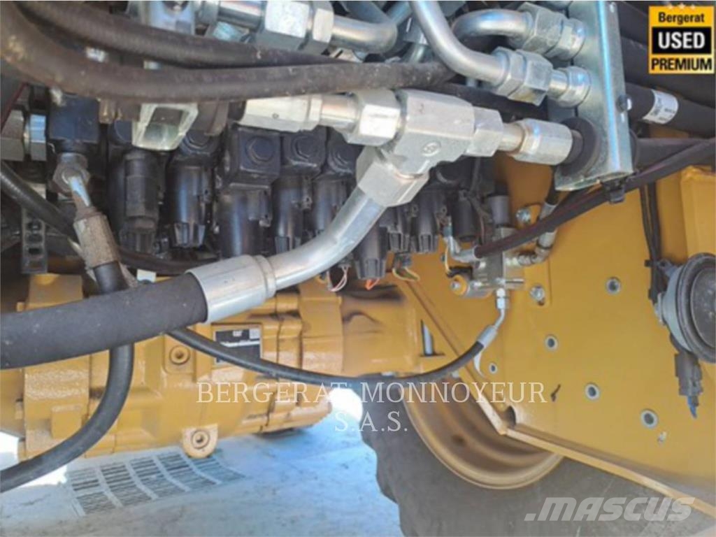 CAT 432 Εκσκαφείς Φορτωτές τύπου JCB