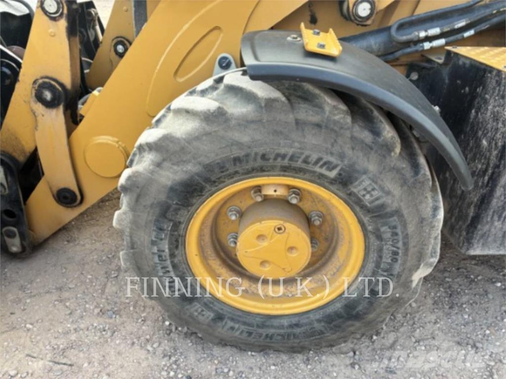 CAT 432 反铲装载机