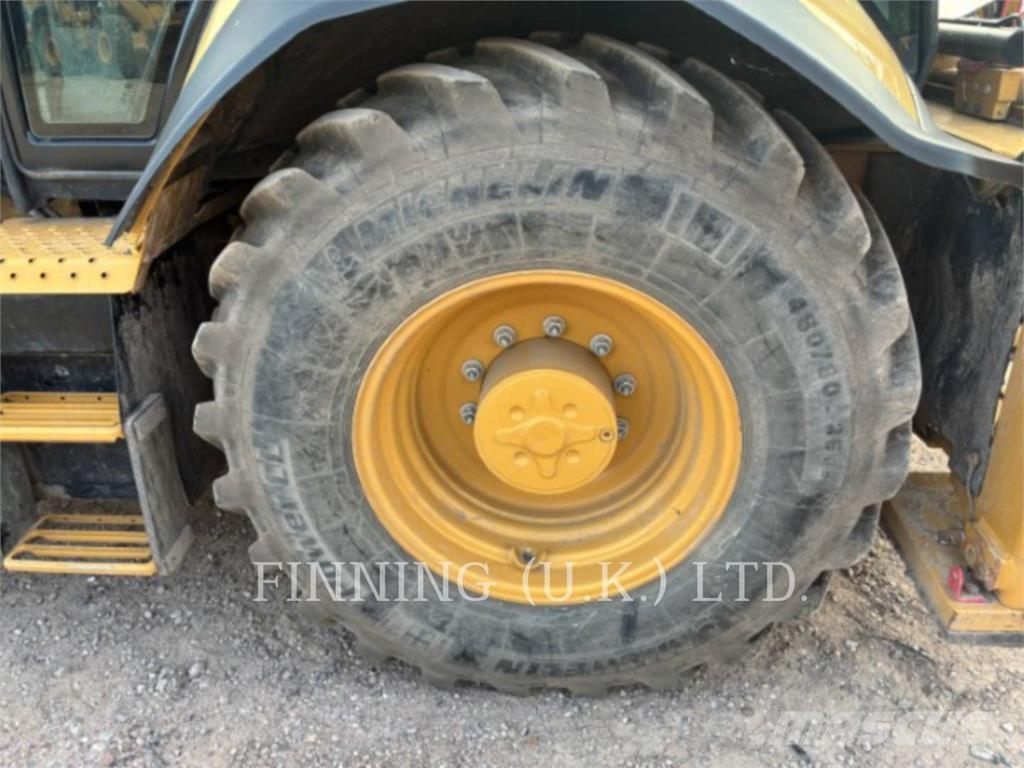 CAT 432 反铲装载机