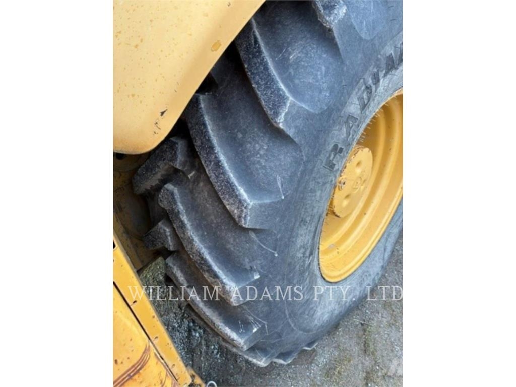 CAT 432E 백호로더
