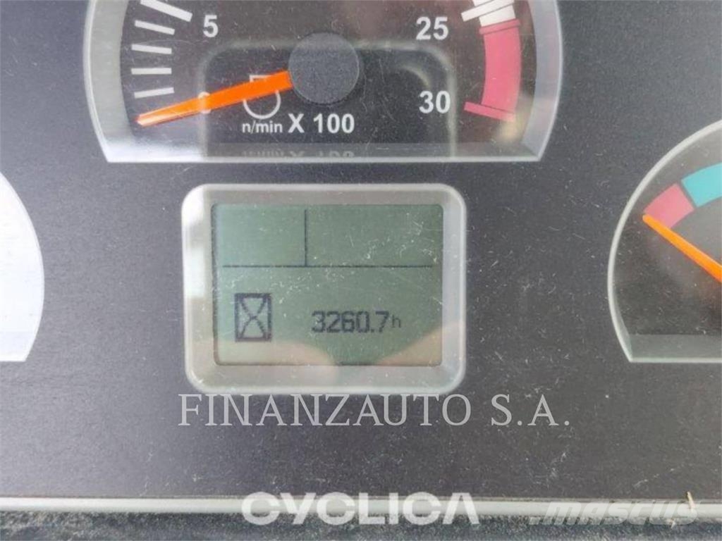 CAT 432F Εκσκαφείς Φορτωτές τύπου JCB